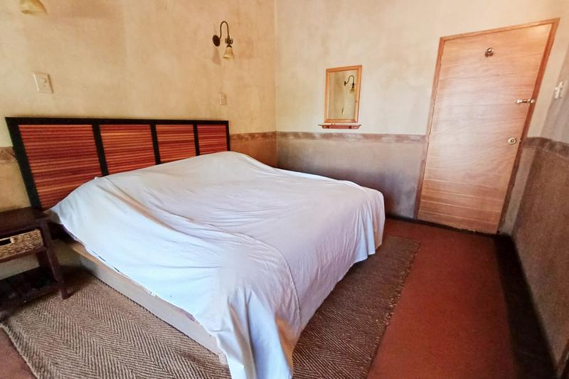 5 Bedroom Property for Sale in Vaalkop Dam North West